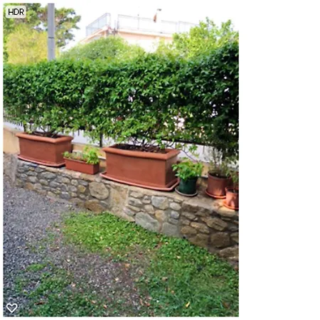 شقة With 2 Bedrooms In With Enclosed Garden And Wifi 300 M From The Beach *