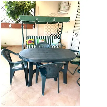 With 2 Bedrooms In With Enclosed Garden And Wifi 300 M From The Beach Marina di San Lorenzo